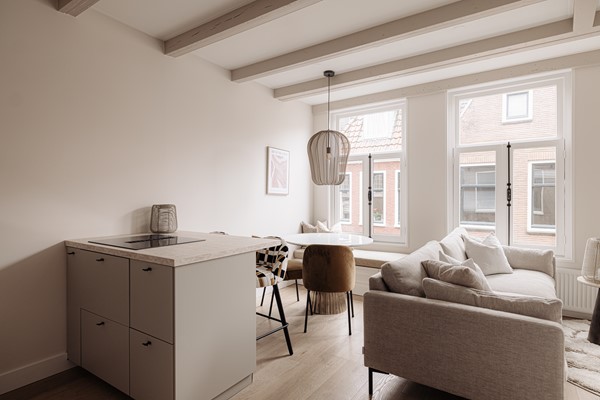 Medium property photo - Eerste Lindendwarsstraat 1H, 1015 LE Amsterdam